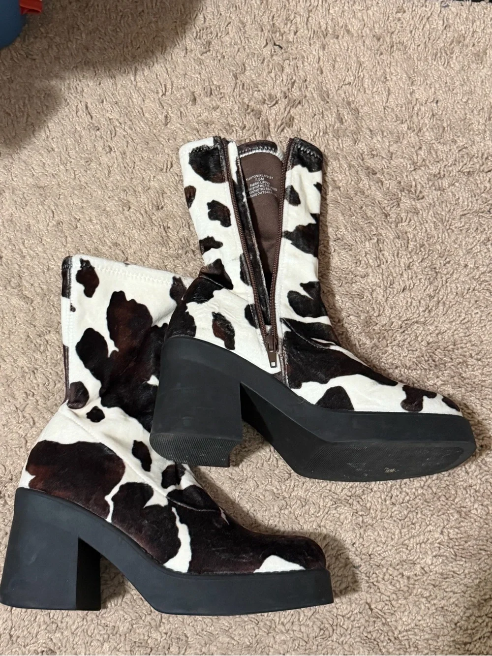 Steve Madden Klayton platform boot cow print brown white size 7.5 womens